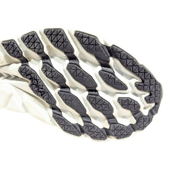 HOKA ONE ONE Clifton 8 Running Shoes Size 8.5B - Picture 15 of 15